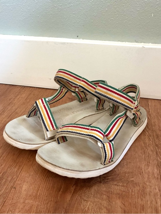 Teva Shoes - Hudson's Bay HBC Women Multi-Stripe Teva Original Universal Sandal Women’s 9